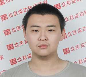 雍粤斐
