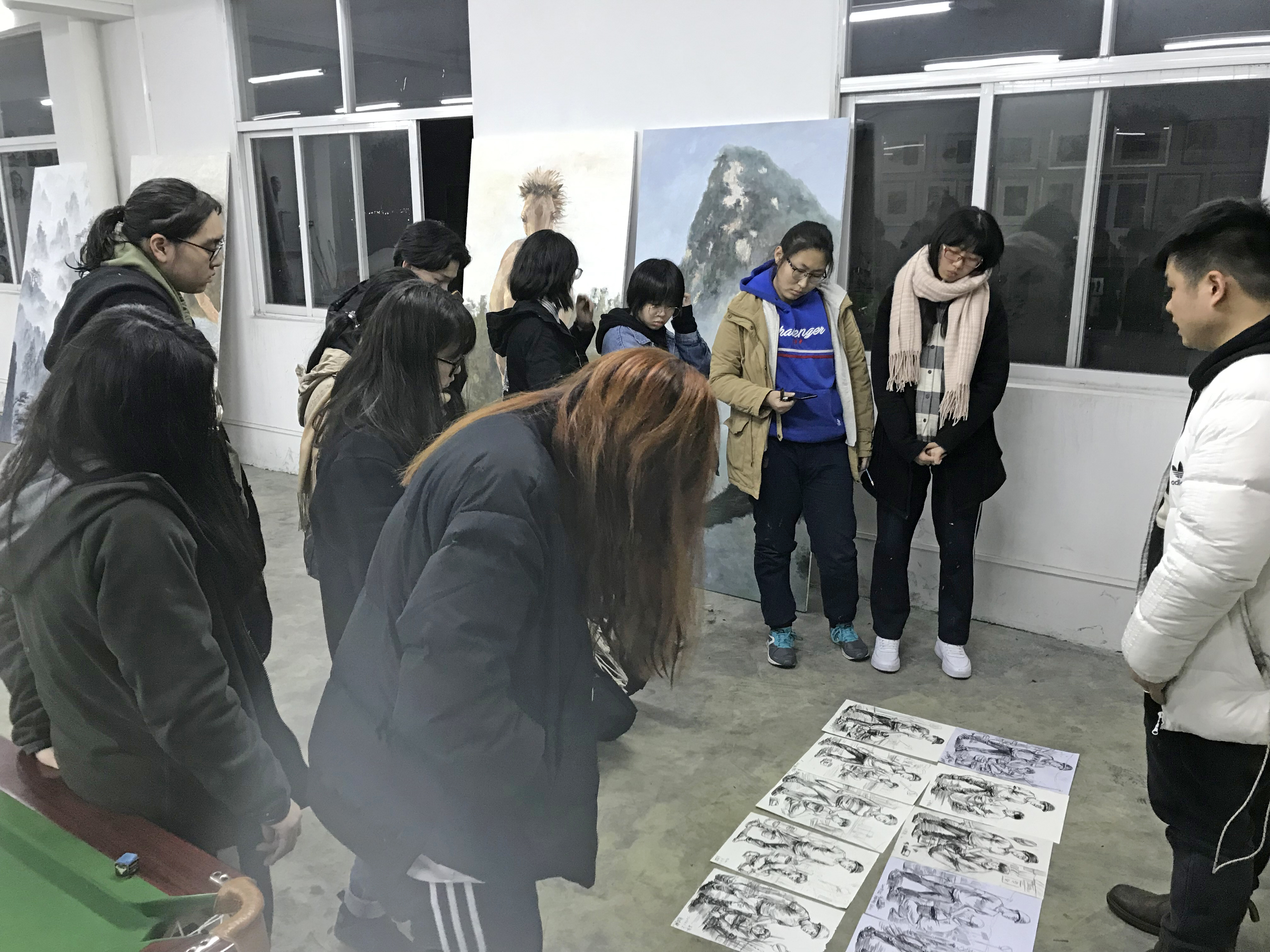 北京成功轨迹画室课堂点评美术作品
